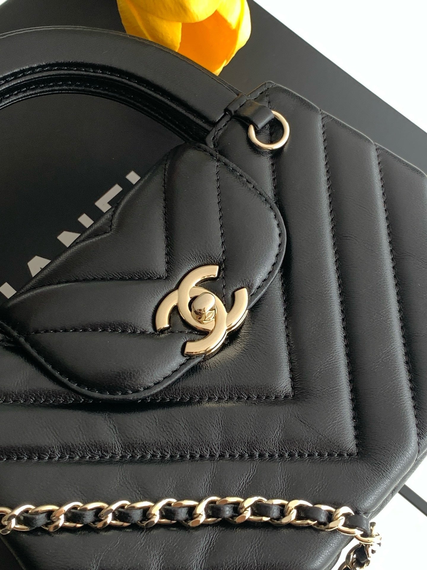 26SKelly Chanel Bag